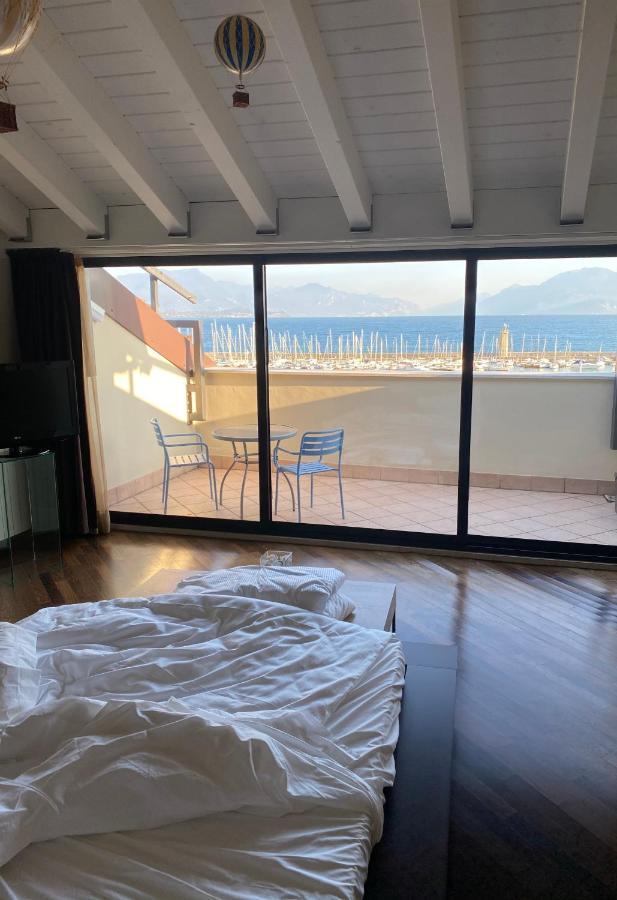 Molino Apartments Desenzano del Garda Exteriör bild